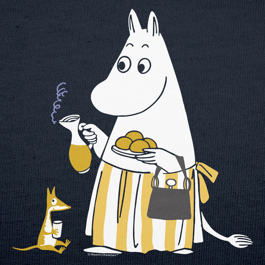 Moomin Autumnal Moominmamma Serving Hot Tea & Snacks Adult T-Shirt