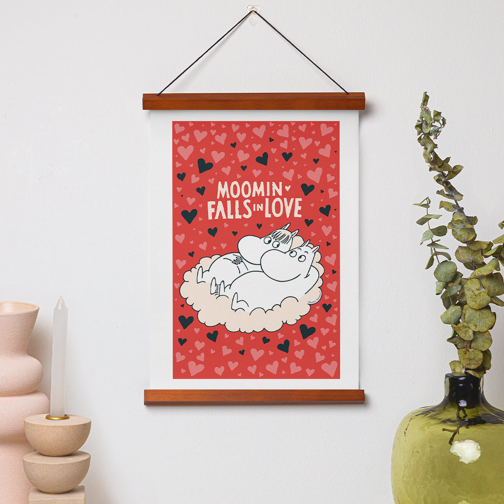 Moomin Heart Falls In Love Moomintroll & Snorkmaiden Print