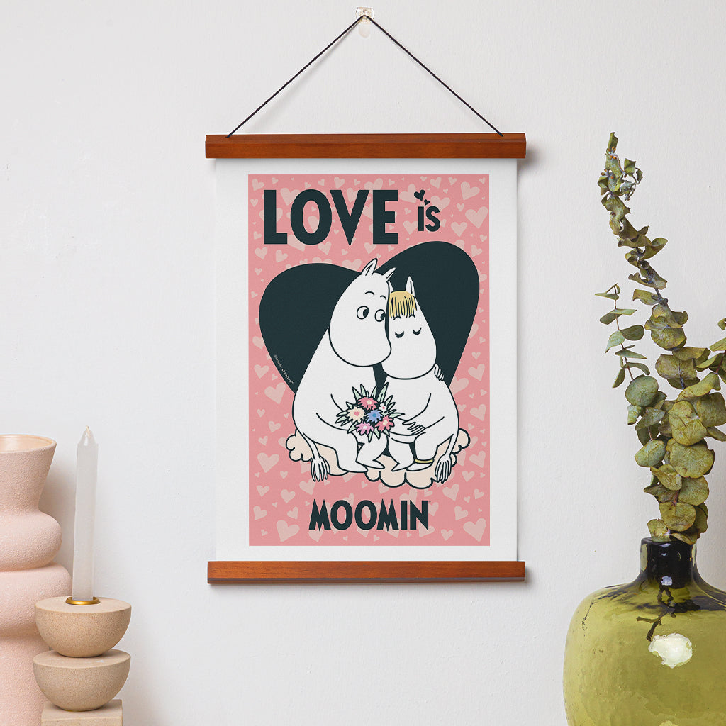 Moomin Moomintroll & Snorkmaiden Love Is Print