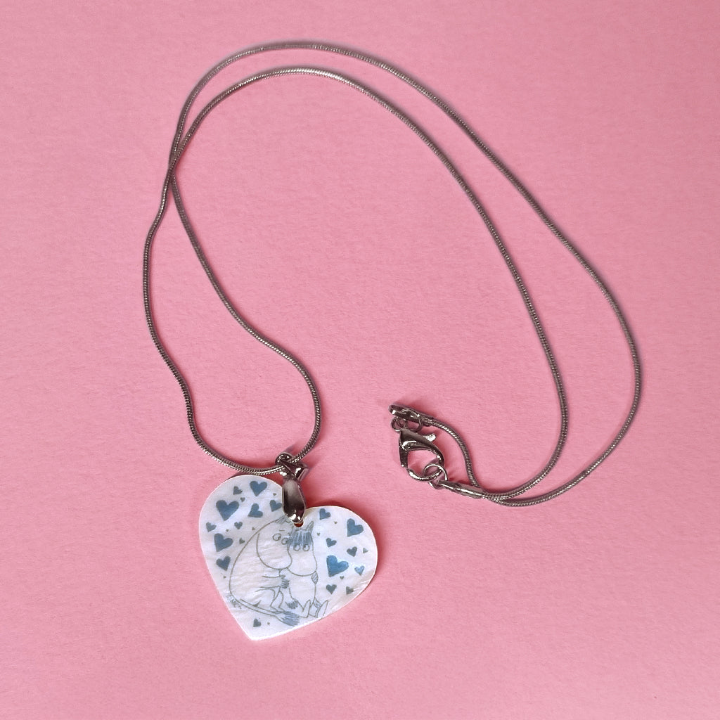 Moomin Moomintroll & Snorkmaiden Fall In Love Hearts Real Shell Pendant Necklace