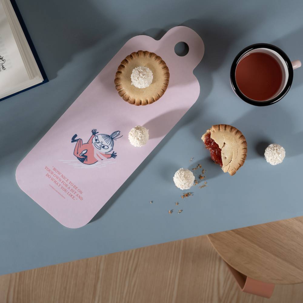 Moomin Dreamy Winter Chop & Serve Board 13x33cm - The Official Moomin Shop