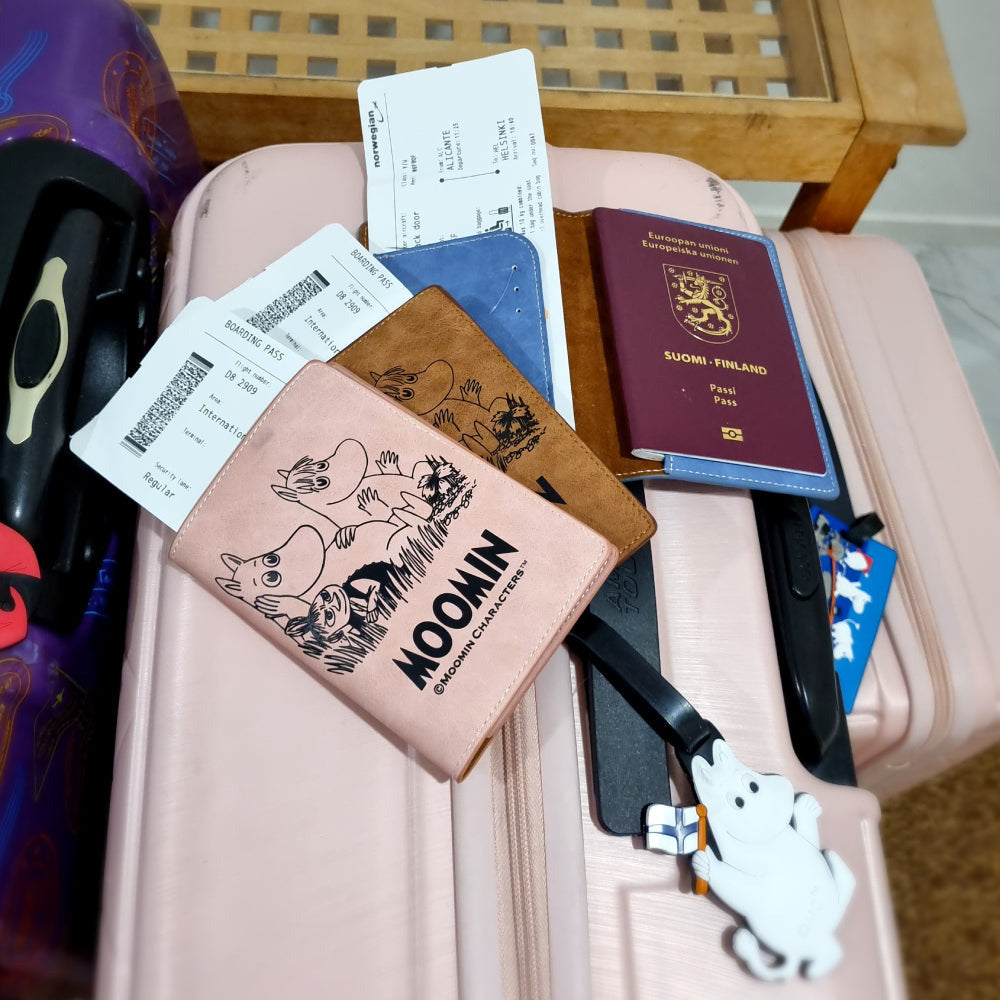 Moomintroll Passport Cover - The Official Moomin Shop