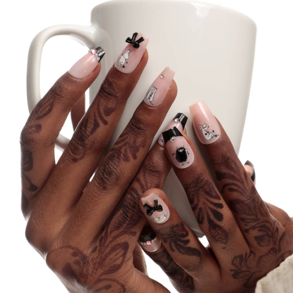 Moomin PinkNoir Press-on Nails Pink - The Official Moomin Shop
