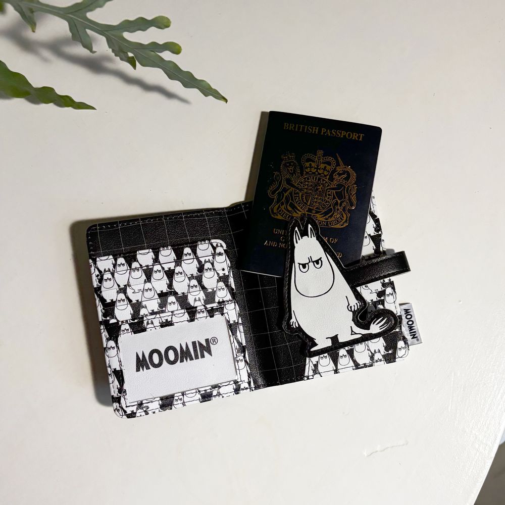 Moomintroll Angry Passport Holder - The Official Moomin Shop