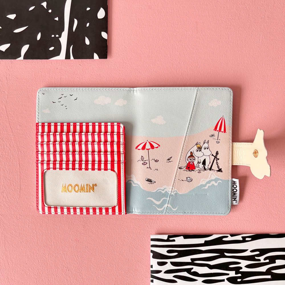 Moomin Beach Passport Holder - The Official Moomin Shop