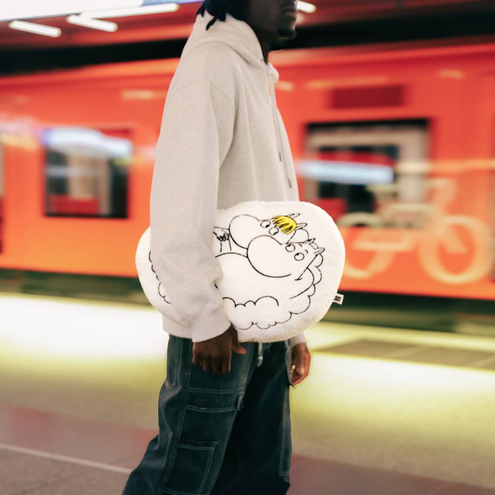 Moomin Cloud Cushion White - The Official Moomin Shop