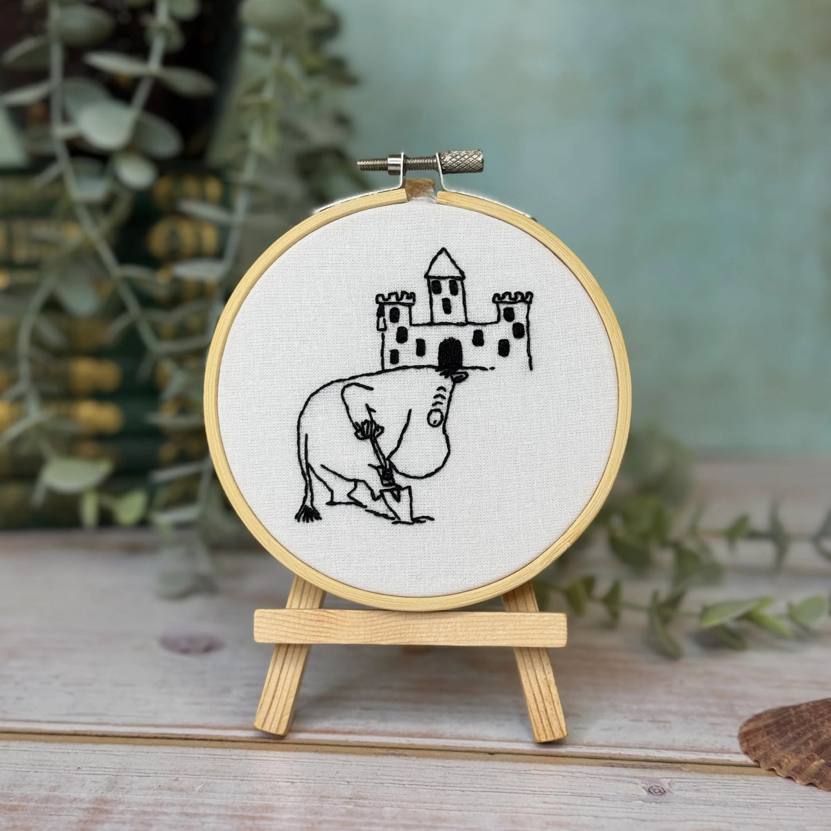Moomintroll&#39;s Beach Day Fun Mini Embroidery Kit