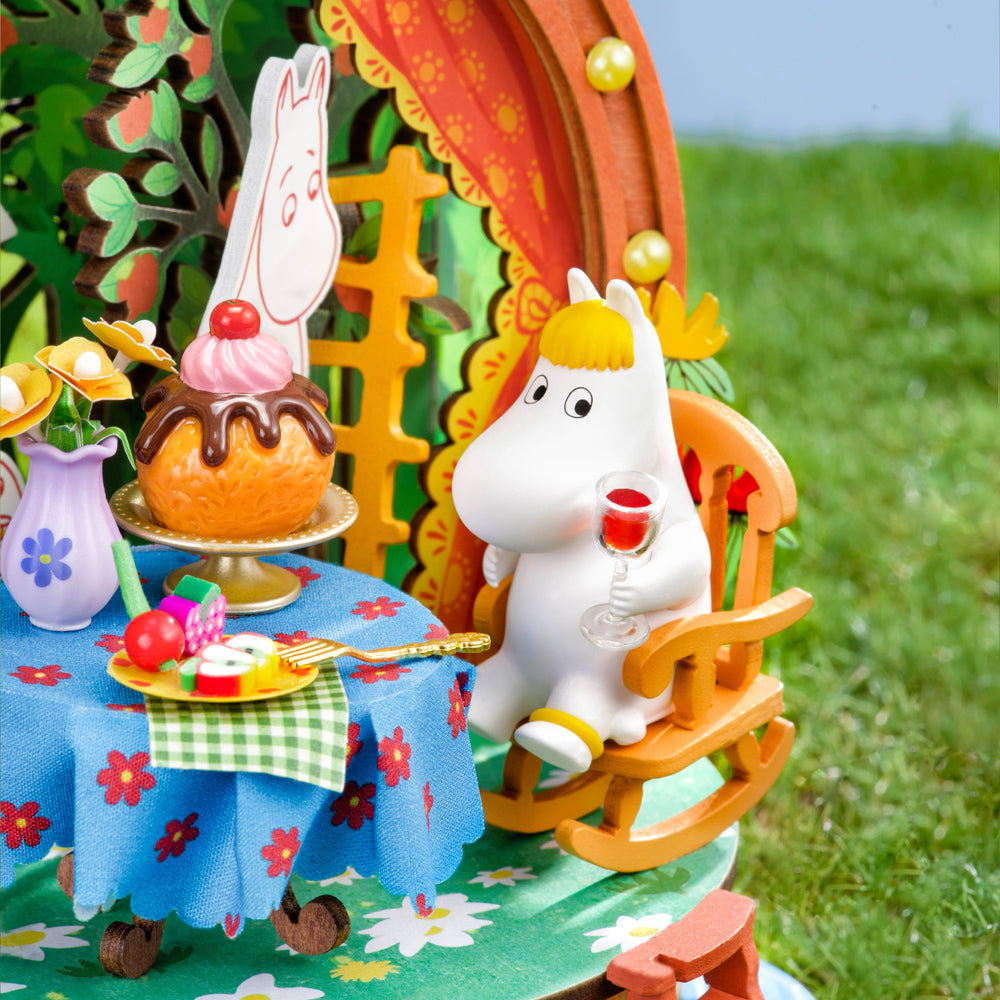 Snorkmaiden's Garden Party DIY 3D Dollhouse