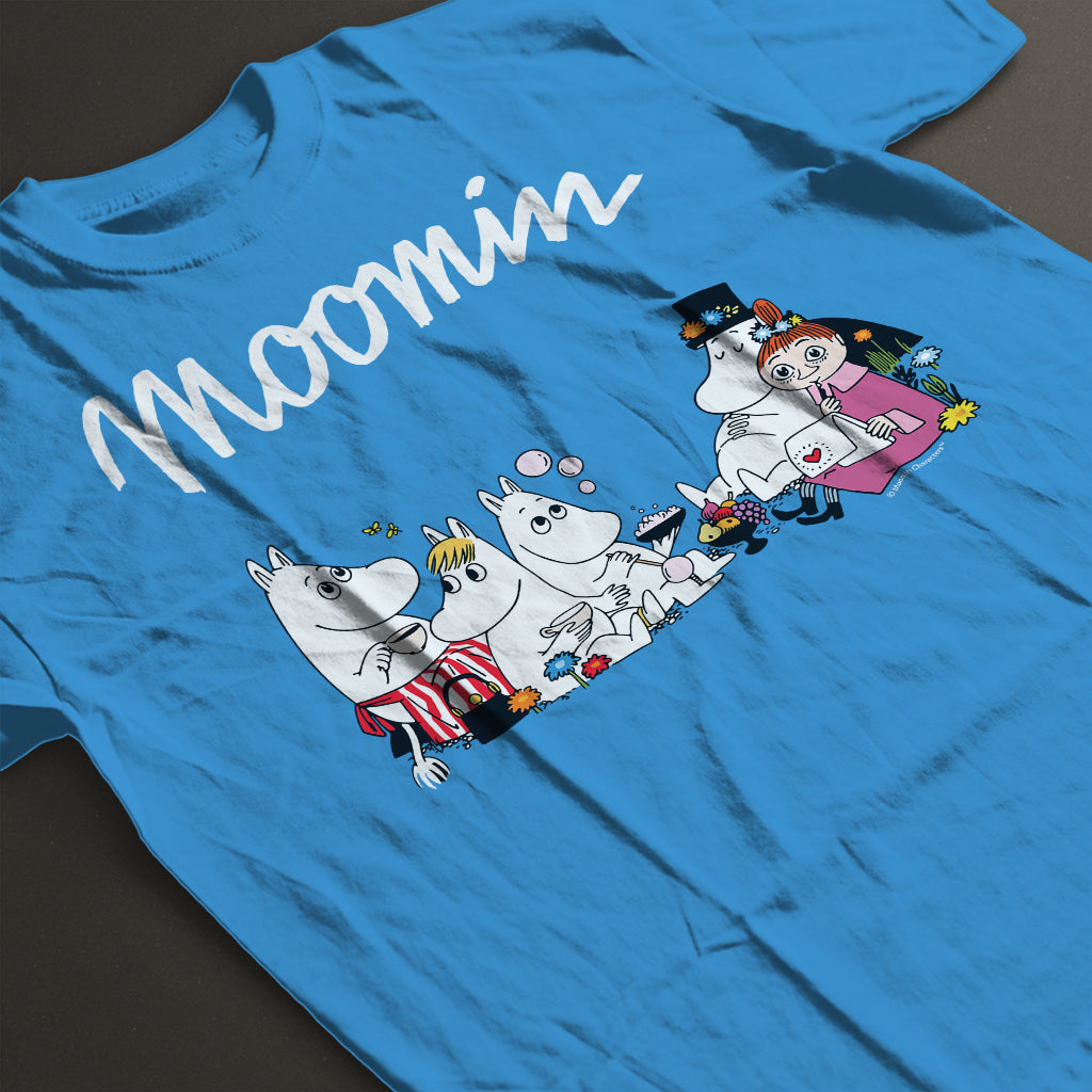 Moomin Family Eating Outside Kids T-Shirt