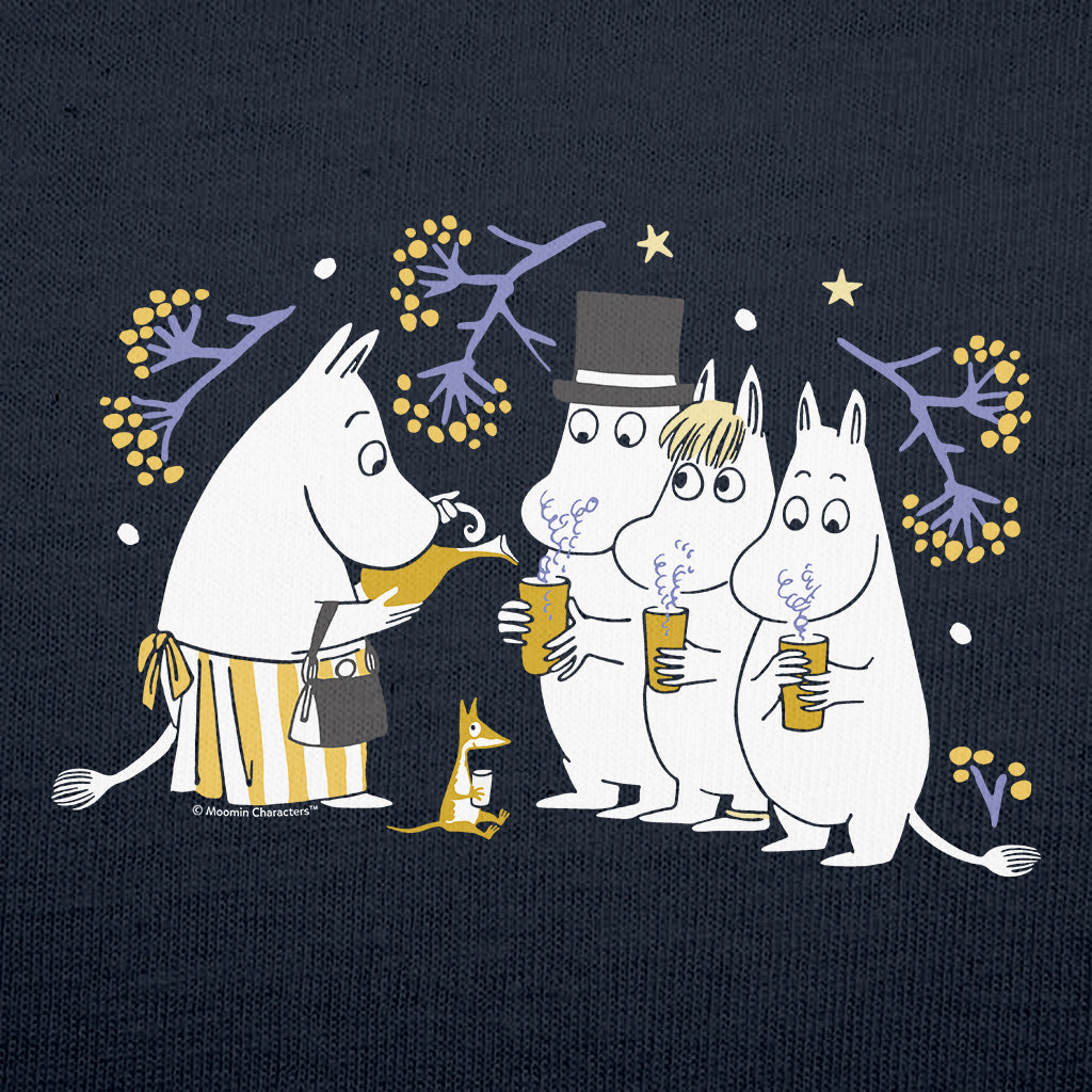 Moomin Moominmamma Serving Hot Drinks Autumn Winter Adult T-Shirt