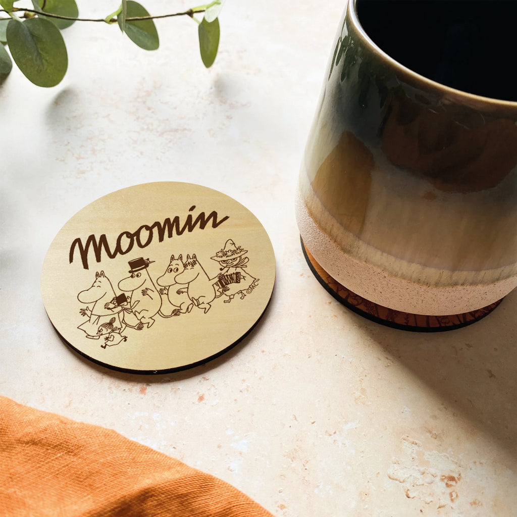 Moomin Family Walking Natural Wood Single Round Coaster