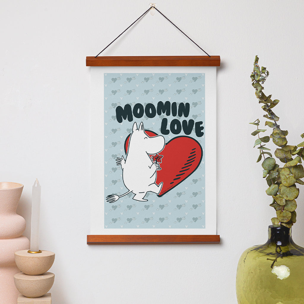 Moomin Love Moomintroll Flower Heart Print