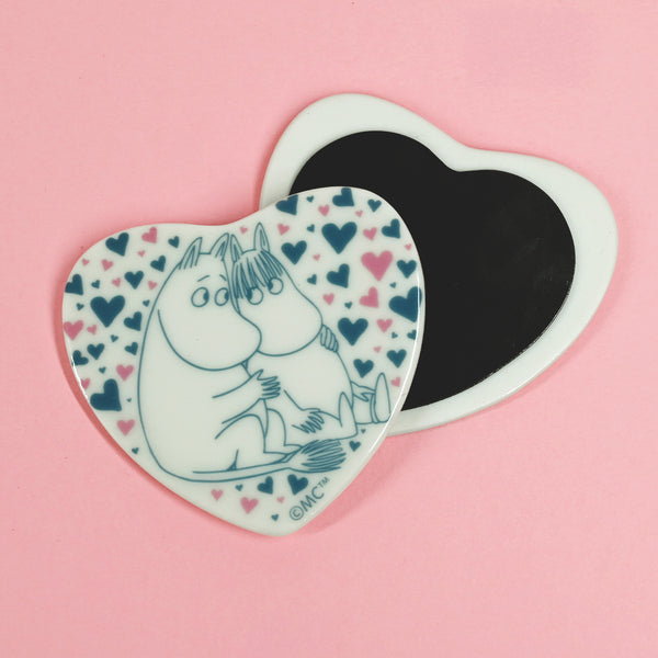 moomin-moomintroll-and-snorkmaiden-love-hearts-heart-shaped-ceramic