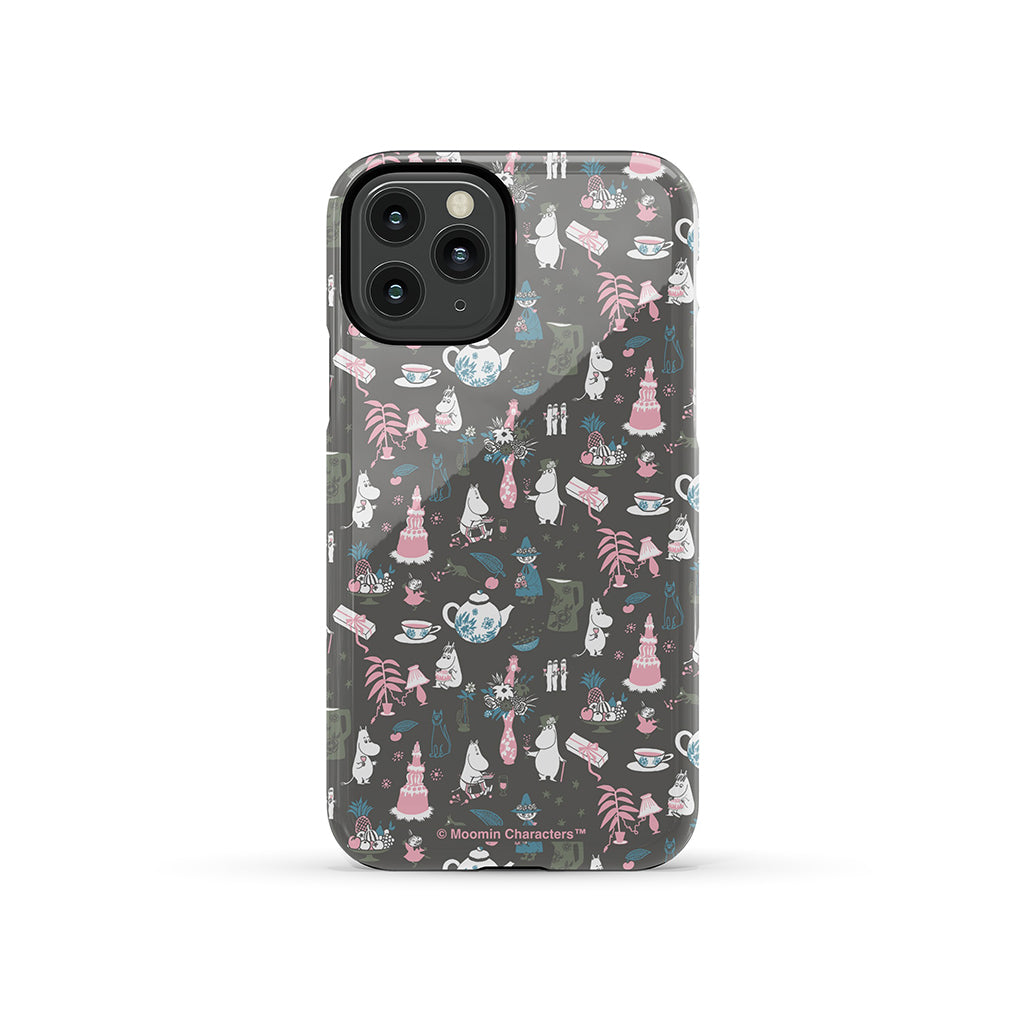 Moomin Family Tea Party Grey Apple iPhone Tough Case