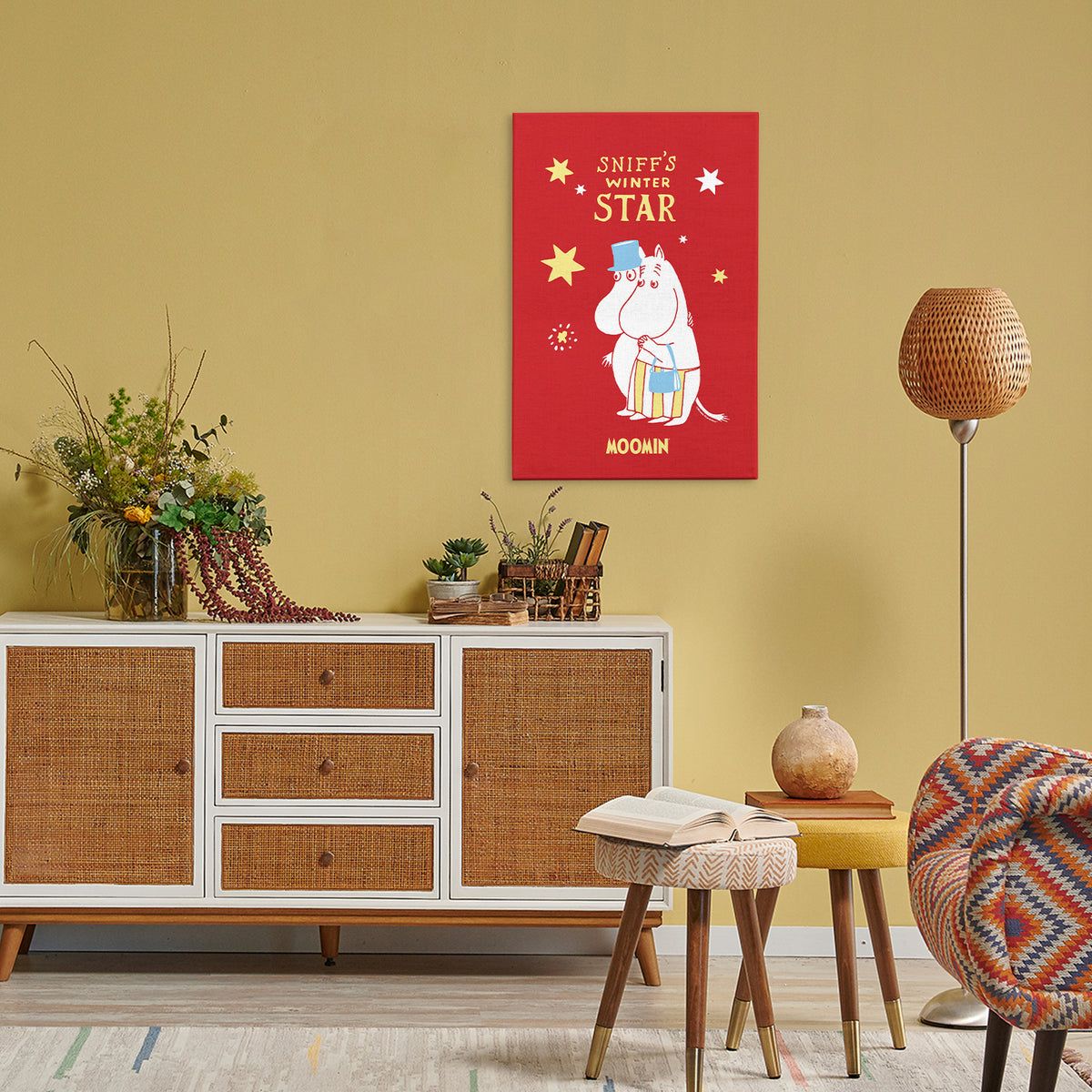 Sniff's Winter Star with Moominpappa & Moominmamma Stretched Canvas