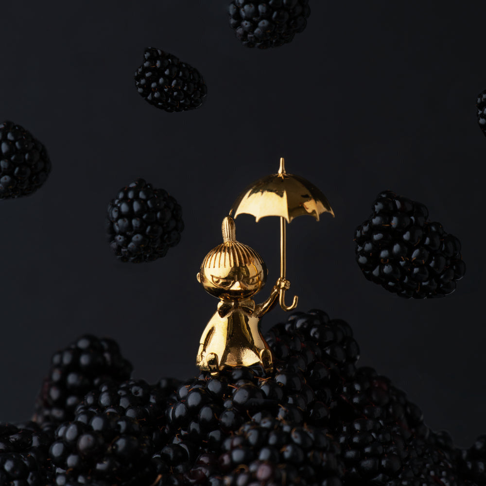 Little My Umbrella Figurine Gold - The Official Moomin Shop